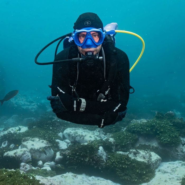 Aqualung dive ambassador Steven Surina